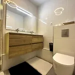 Arena Center Town דירה *